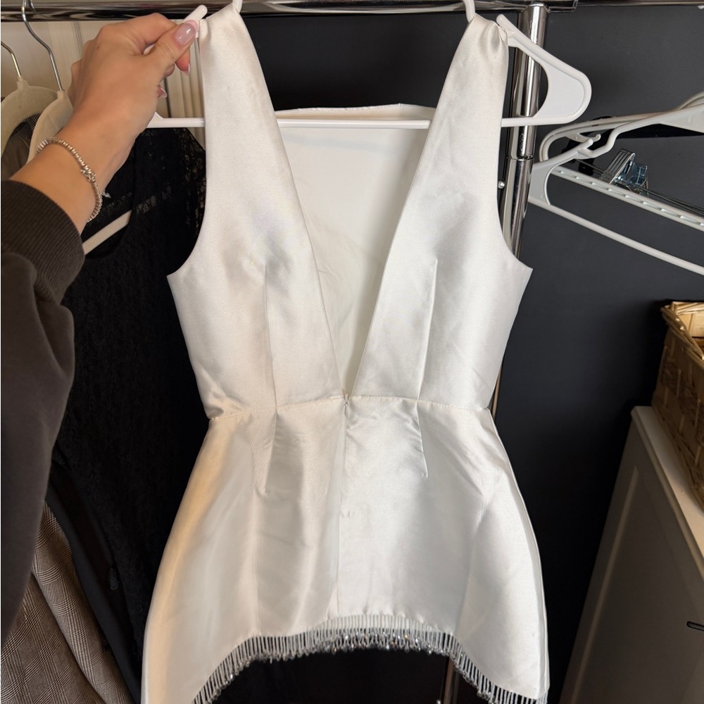 Odd Muse White Elegant Dress